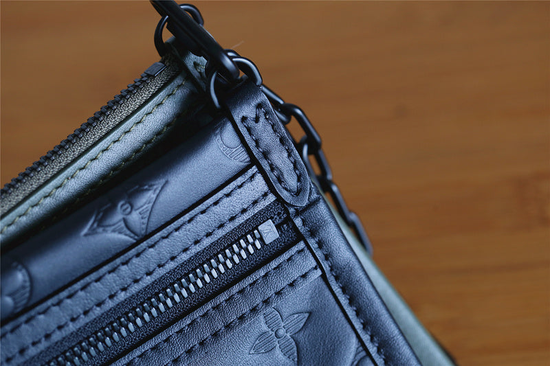 I W Fashion Lu-Vi bags - 10479