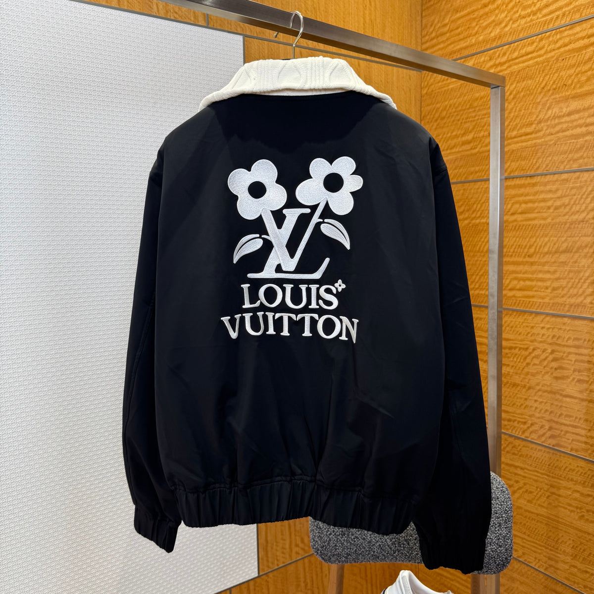 LOU JACKET
