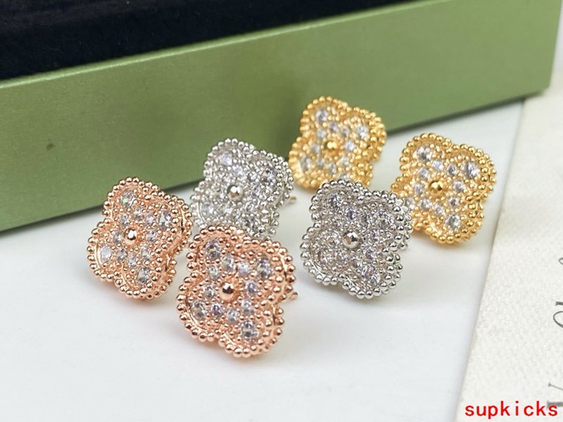 Van Cleef & Arples Jewelry