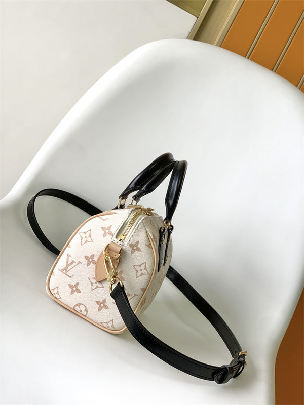 PHA - LOV Bags - 175