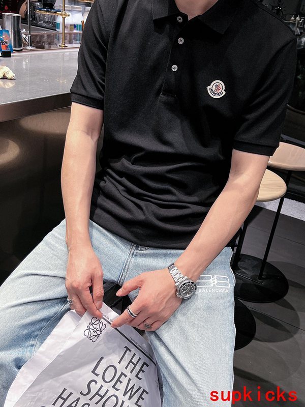 Moncler Luxury Cloth