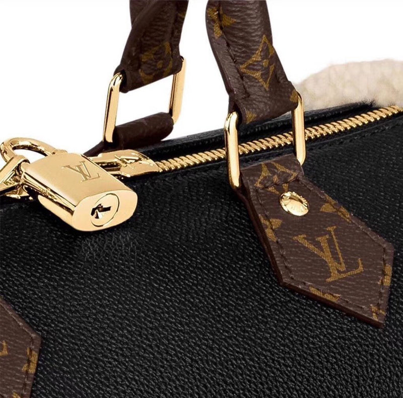 I W Fashion Lu-Vi bags - 17720