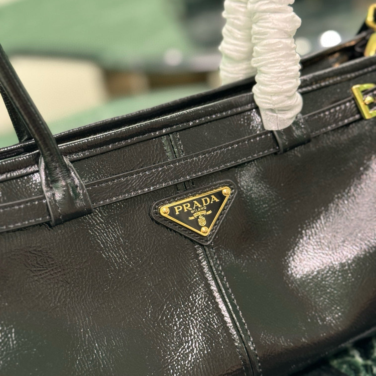 PD MEDIUM LEATHER HANDBAG