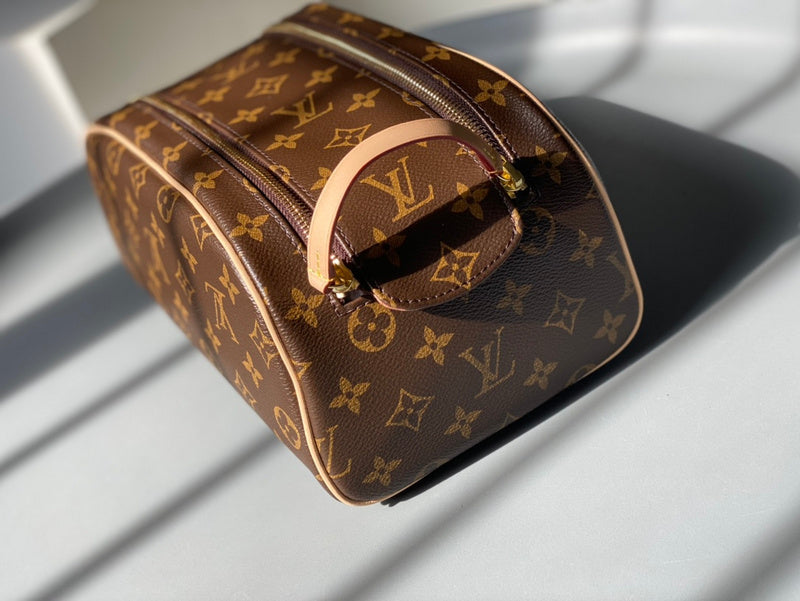 I W Fashion Lu-Vi bags - 17174