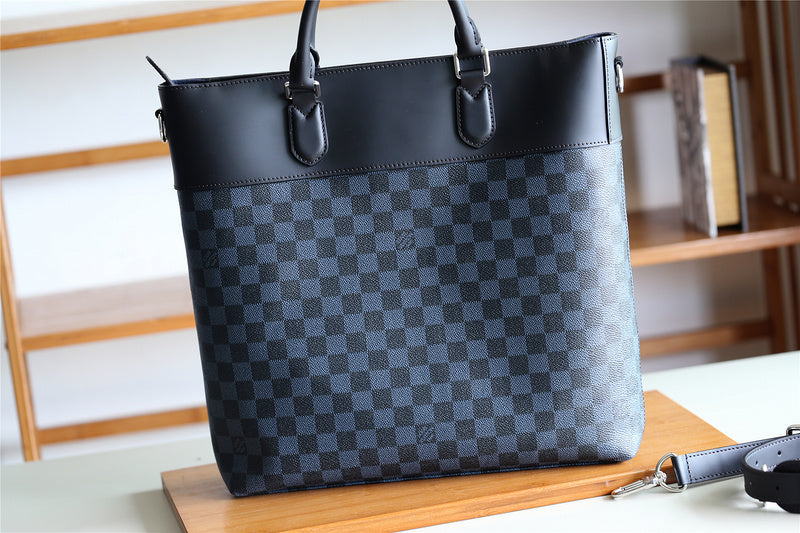 I W Fashion Lu-Vi bags - 9884