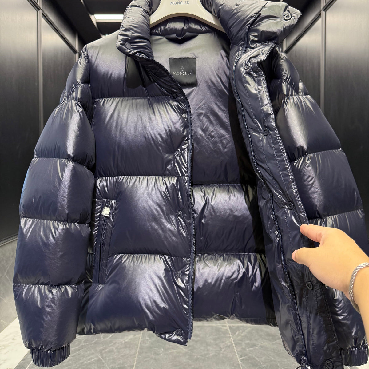 MONC LESTE JACKET