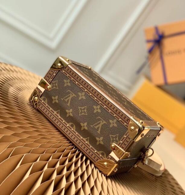 Chloe’s Picks - LOV Bags - 2410