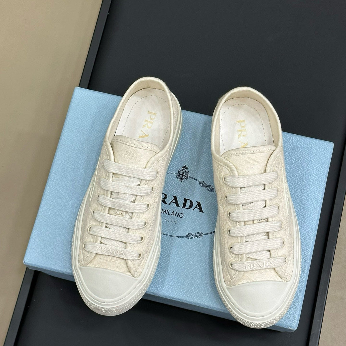 PD SNEAKERS