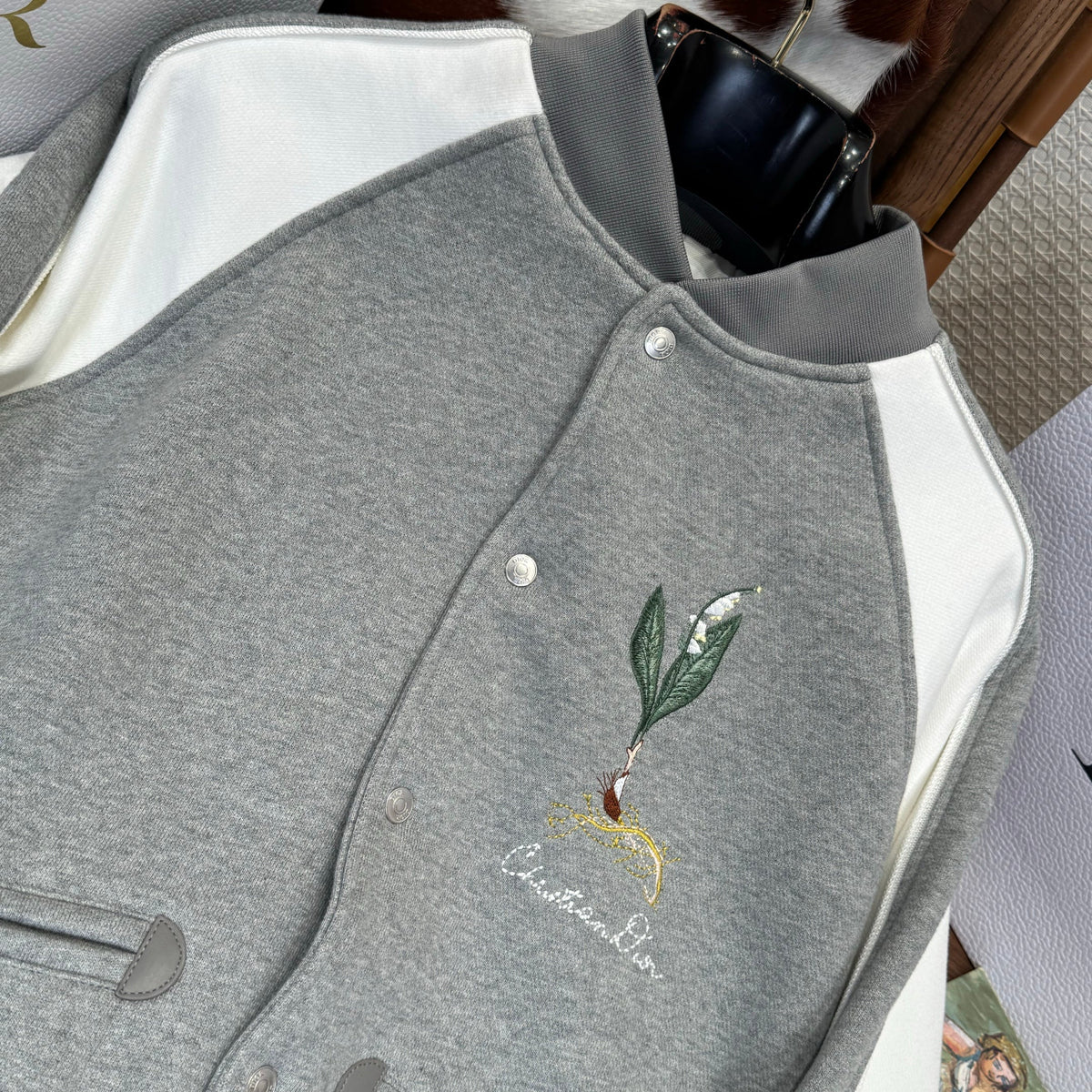 CD BOMBER JACKET