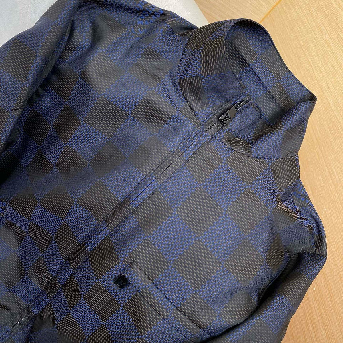 LOU JACKET
