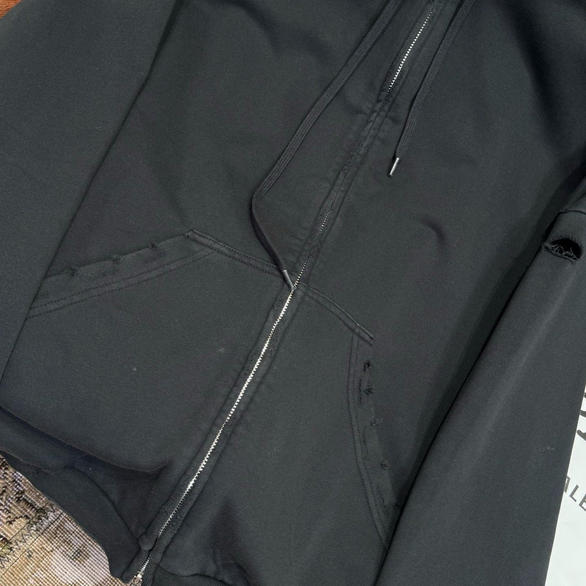 BAL ZIP HOODIE