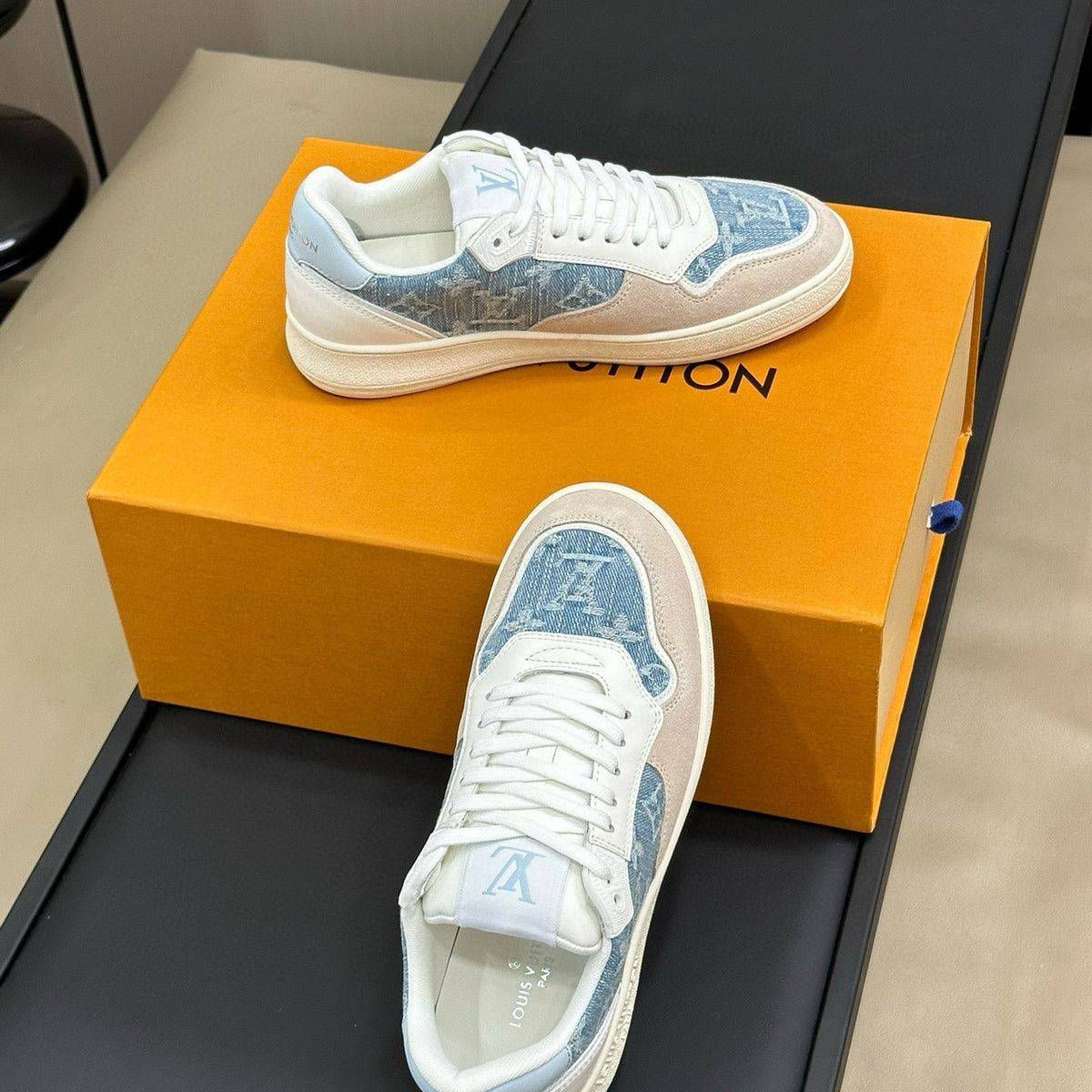LOU STADIUM SNEAKER