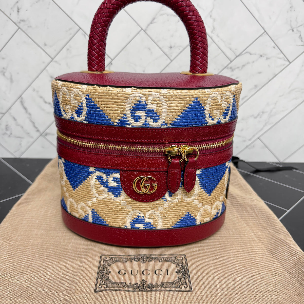 BRAND NEW- Gucci Jumbo GG Straw “The Hamptons” Top Handle Bag
