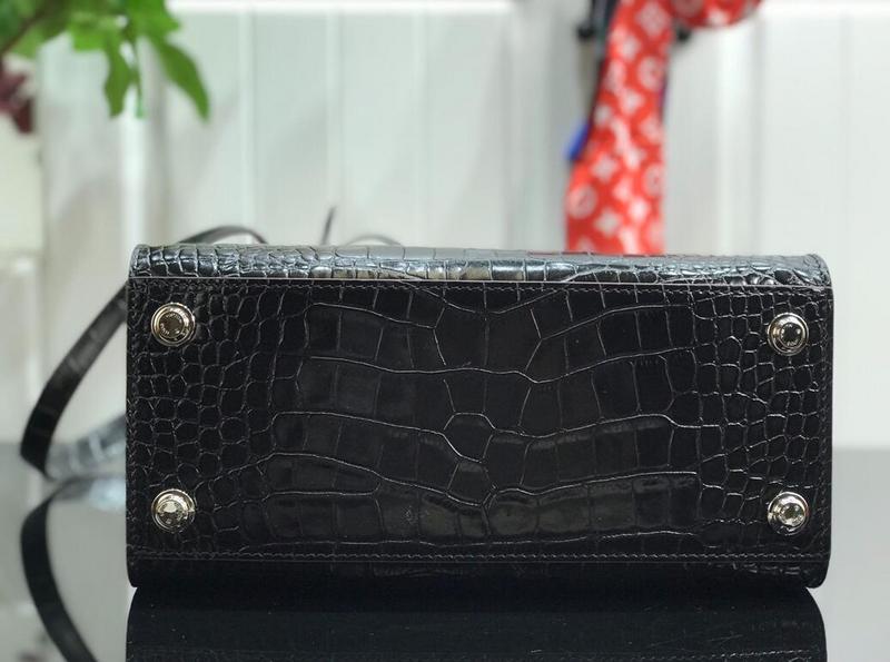 Chloe’s Picks - LOV Bags - 2678