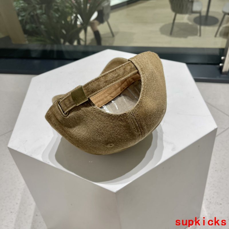Louis Vuitton Luxury Cap