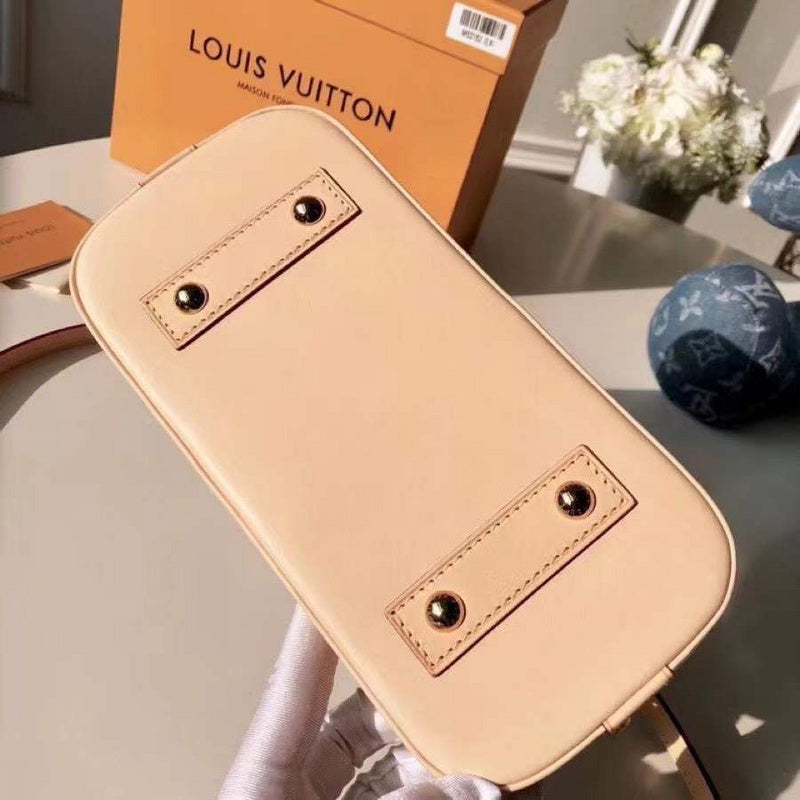 I W Fashion Lu-Vi bags - 17625