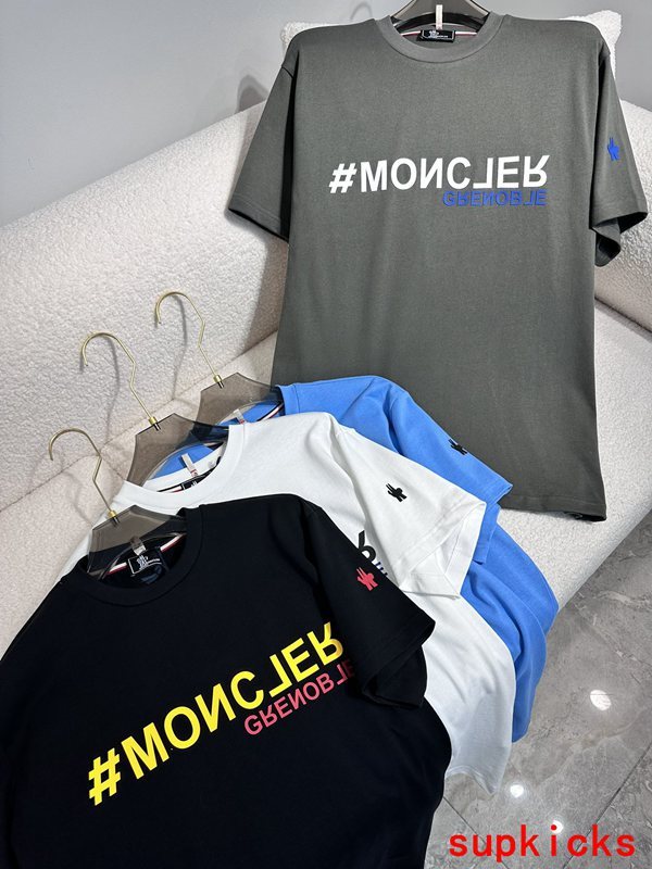 Moncler Luxury Cloth