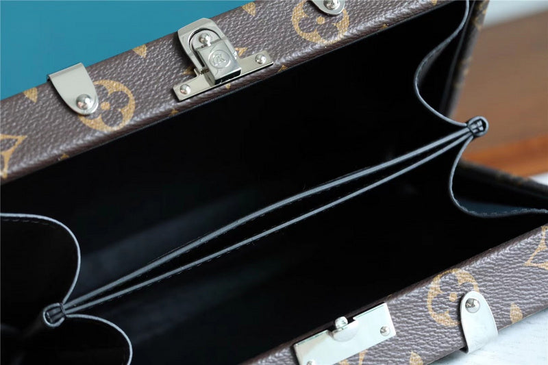 I W Fashion Lu-Vi bags - 10172