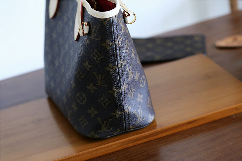 I W Fashion Lu-Vi bags - 8093