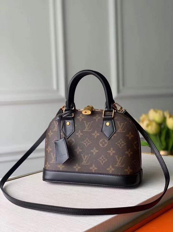 I W Fashion Lu-Vi bags - 17623