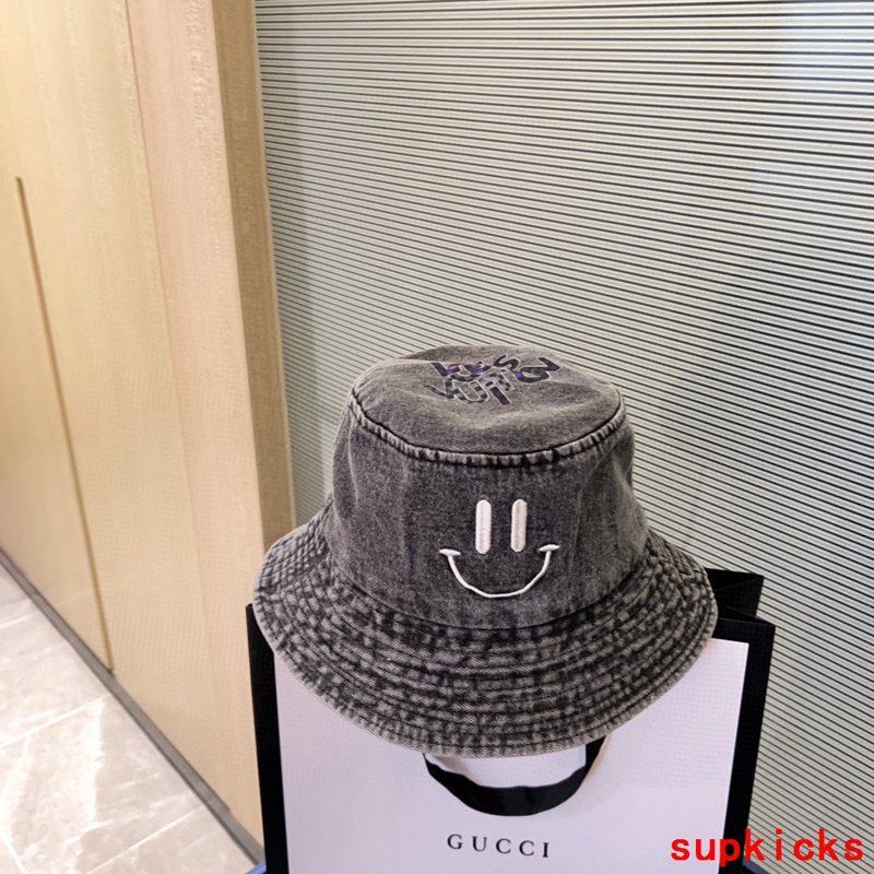 Louis Vuitton Luxury Cap
