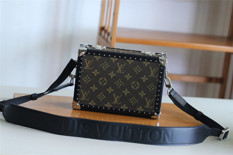 I W Fashion Lu-Vi bags - 10188