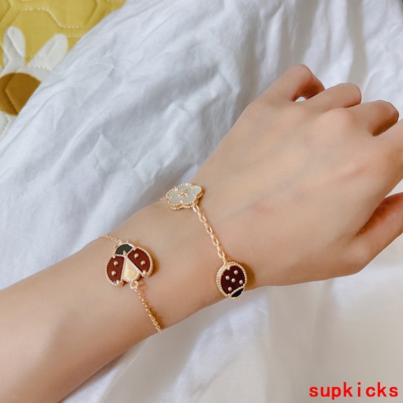 Van Cleef & Arples Jewelry