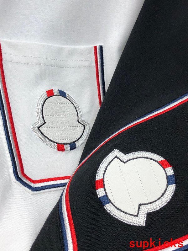 Moncler Luxury Cloth