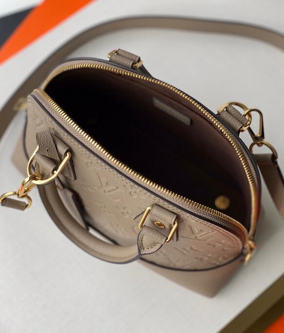 Chloe’s Picks - LOV Bags - 2992