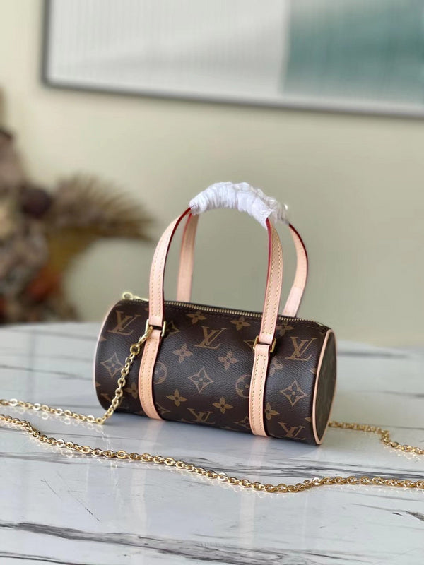 I W Fashion Lu-Vi bags - 17137