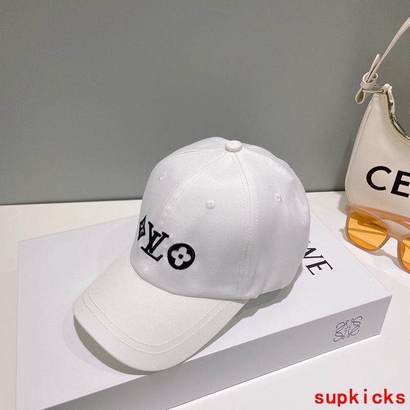 Louis Vuitton Luxury Cap