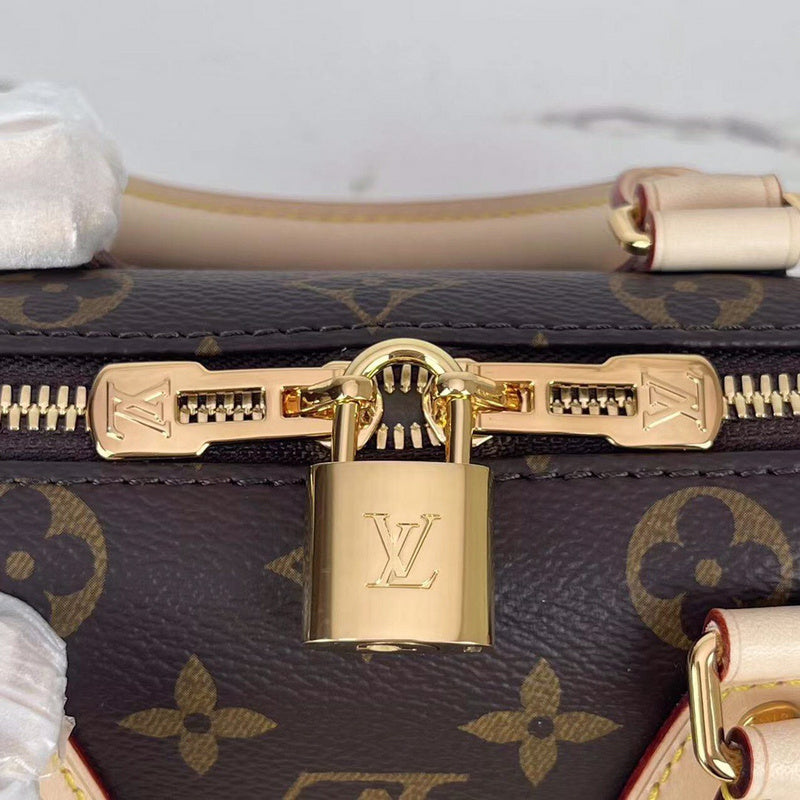 LOV2 Bags - Luxurious Bags  387