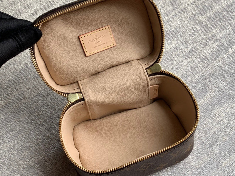 PHA - LOV Bags - 370