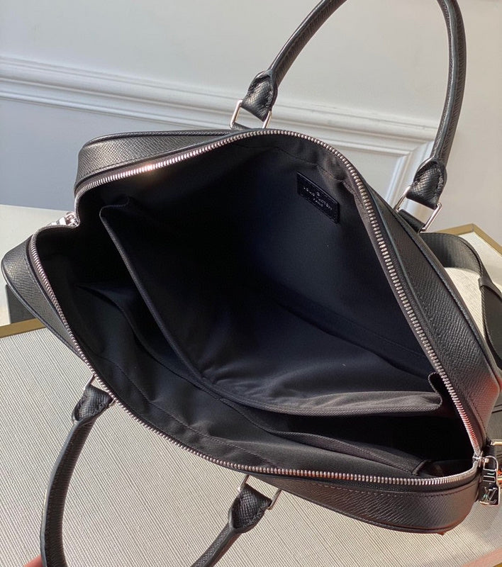 LOV2 Bags - Luxurious Bags  2709