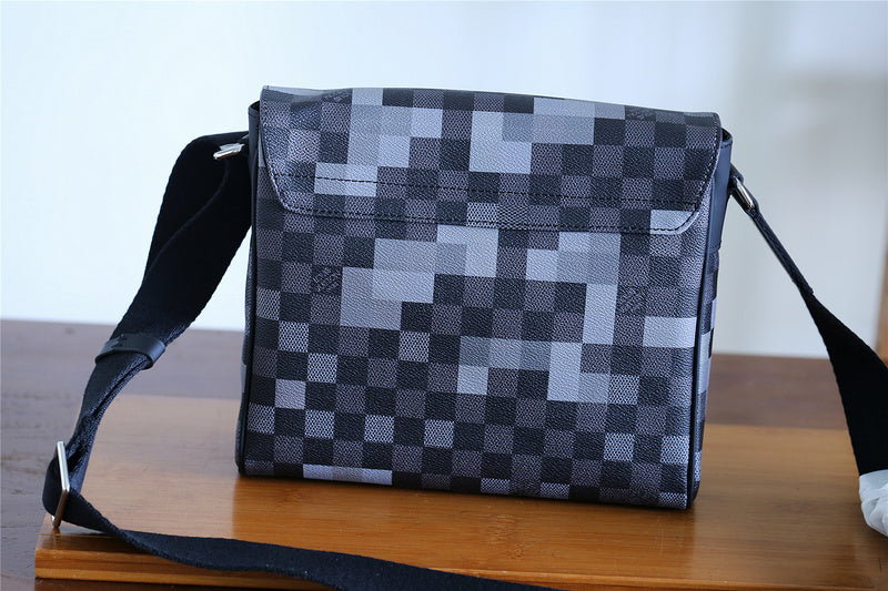 I W Fashion Lu-Vi bags - 10409