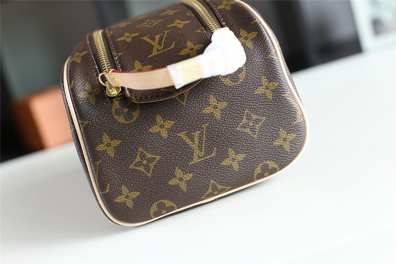 I W Fashion Lu-Vi bags - 10987