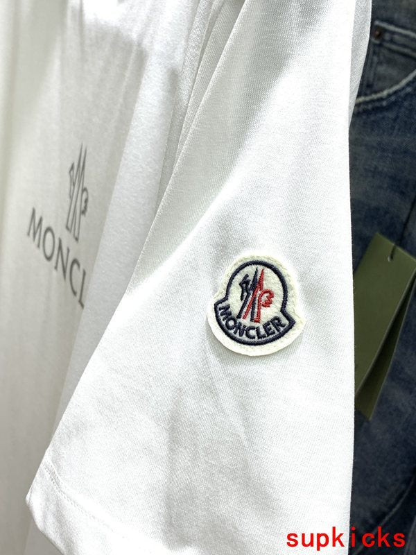 Moncler Luxury Cloth