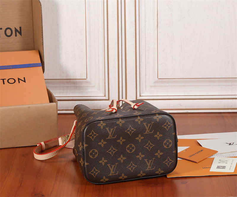 PHA - LOV Bags - 377