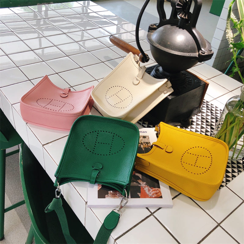 PHA - HMS Bags - 833