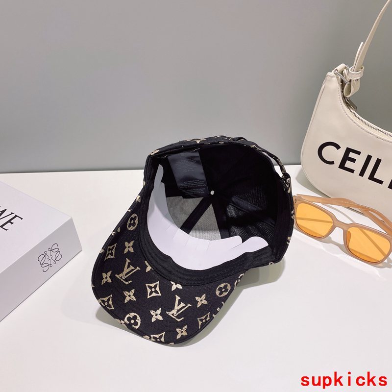 Louis Vuitton Luxury Cap