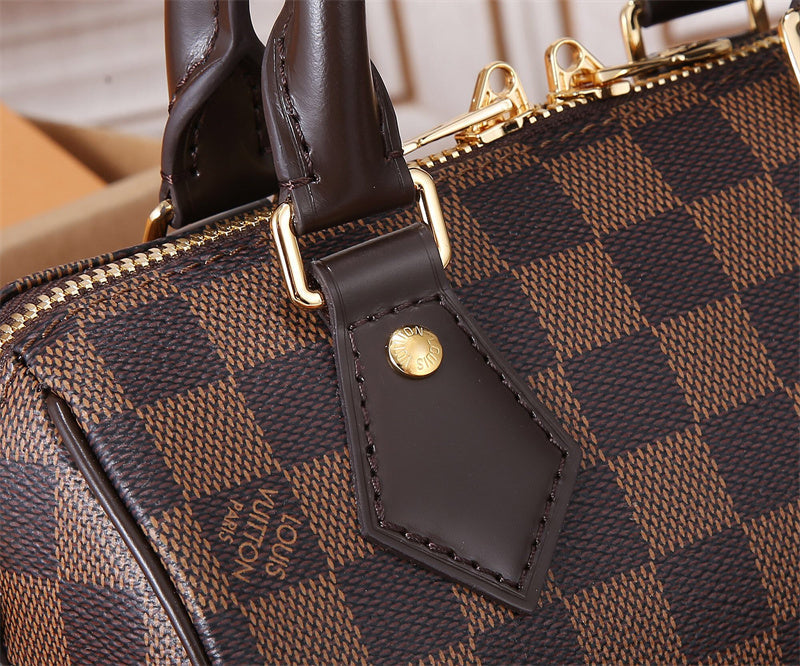 PHA - LOV Bags - 305