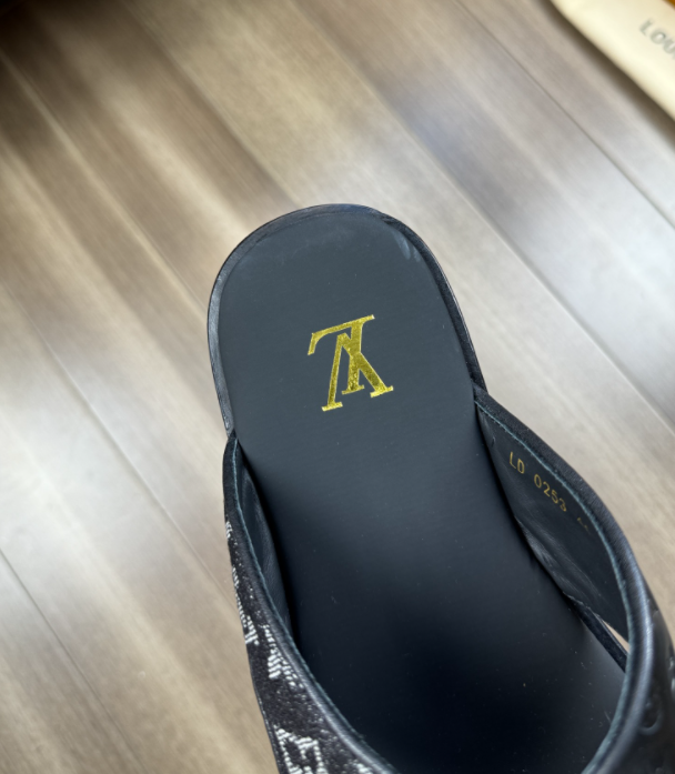Chloe’s Picks - LOV Men Shoes - 068