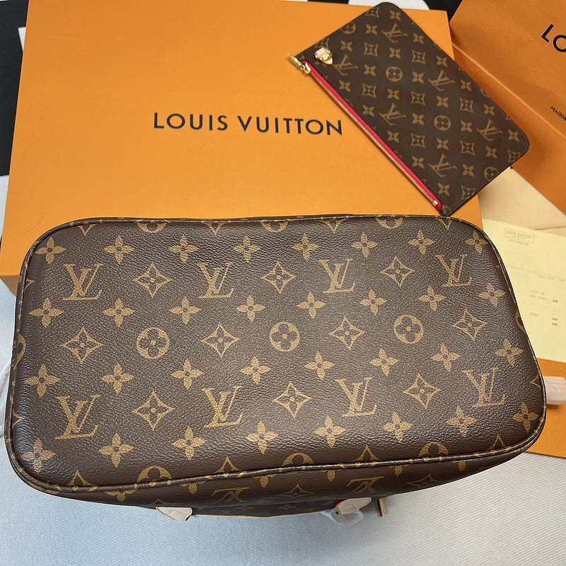 I W Fashion Lu-Vi bags - 8109