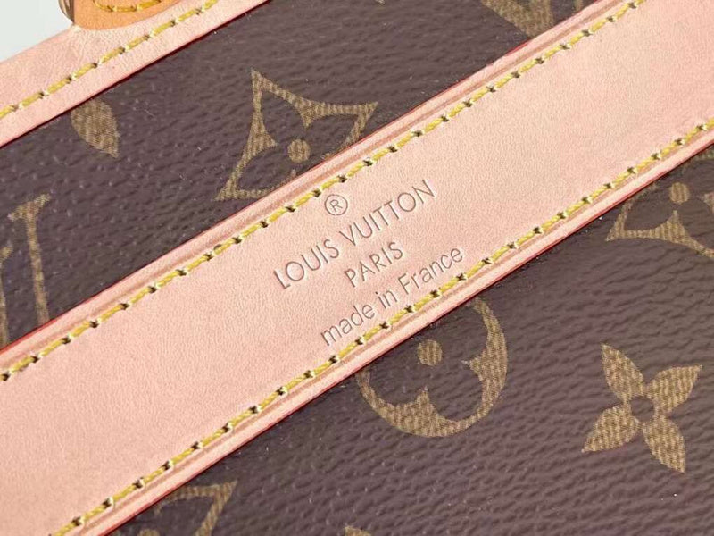I W Fashion Lu-Vi bags - 17296