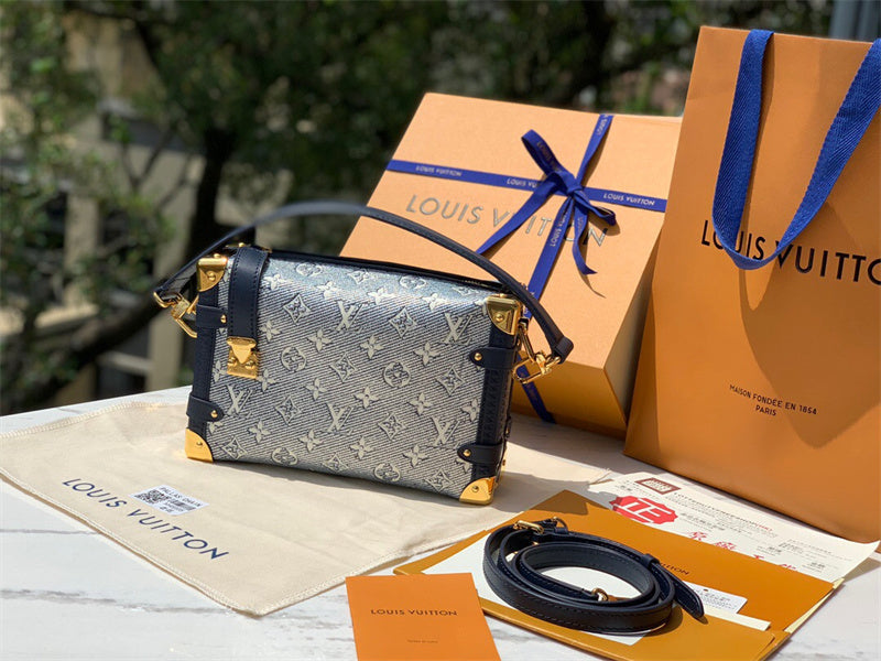 PHA - LOV Bags - 577