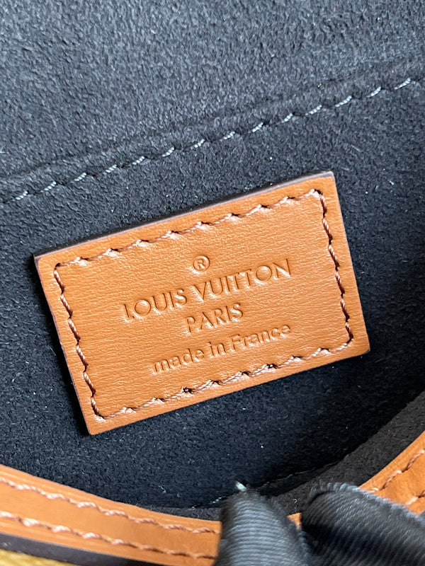 I W Fashion Lu-Vi bags - 17139