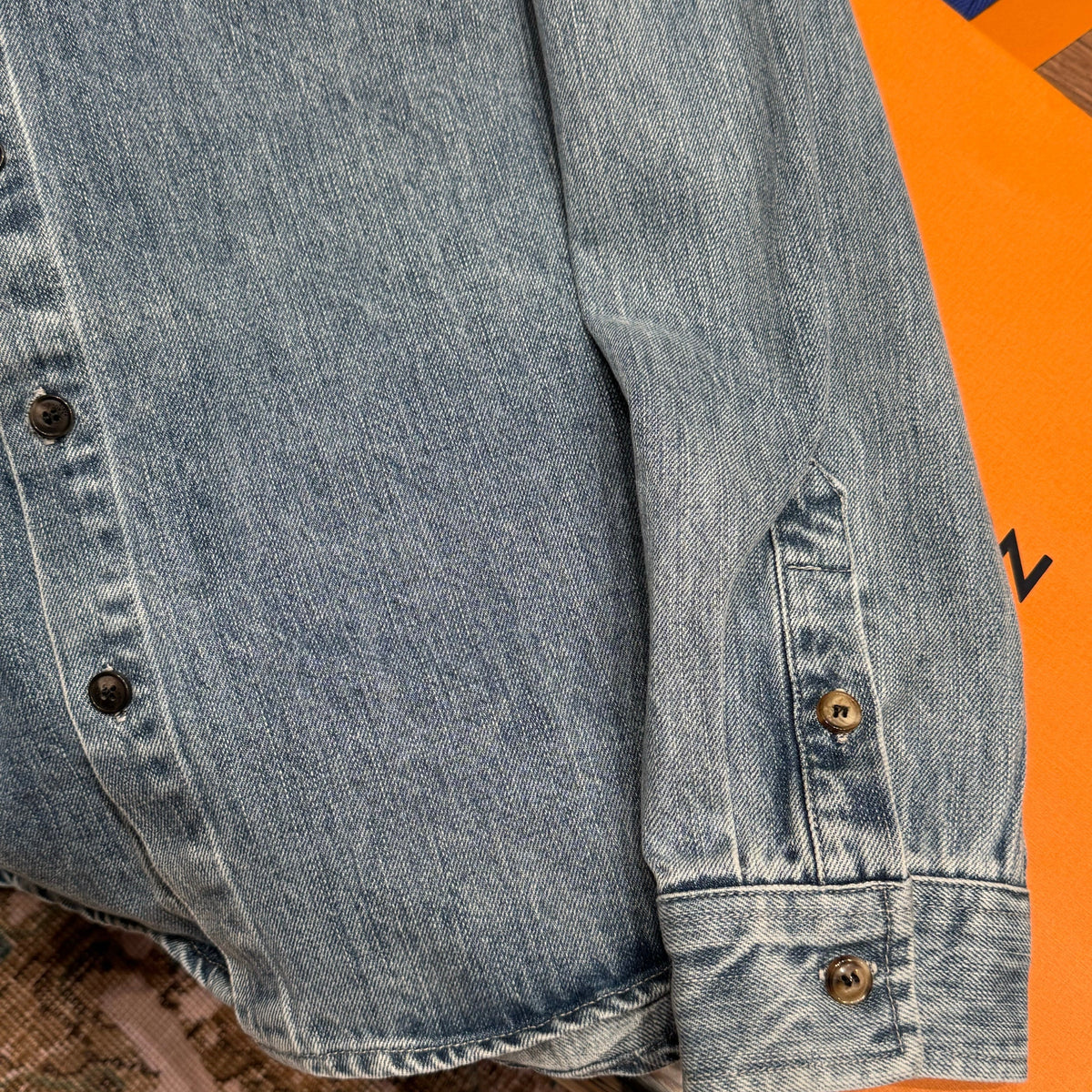 SL DENIM SHIRT