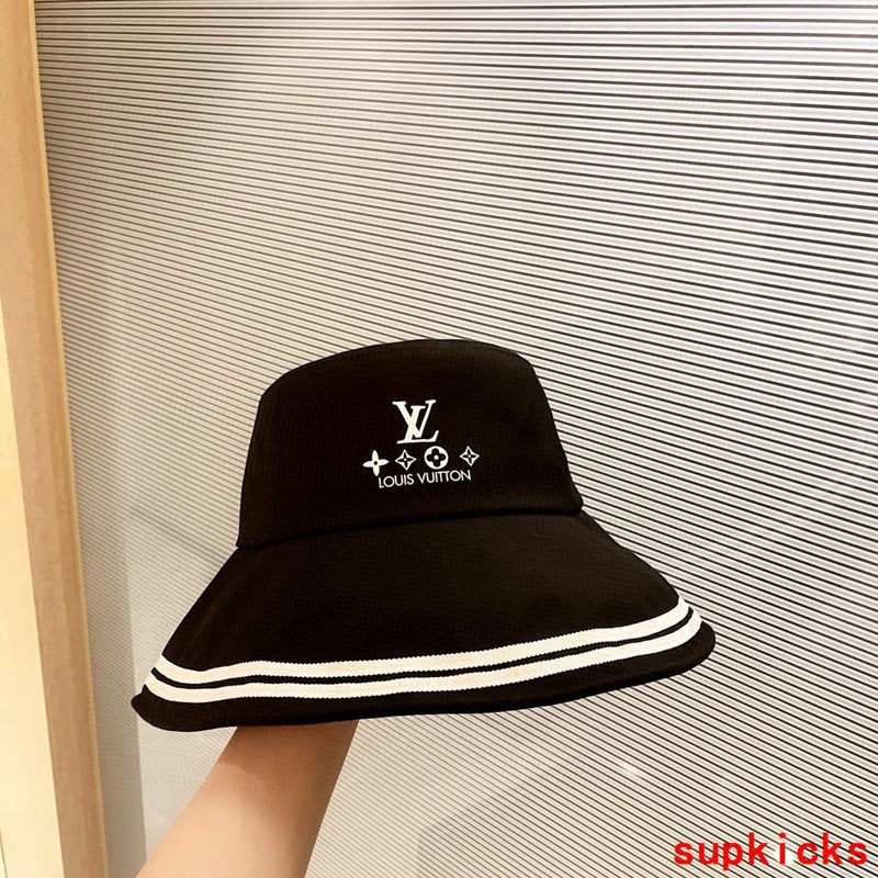 Louis Vuitton Luxury Cap