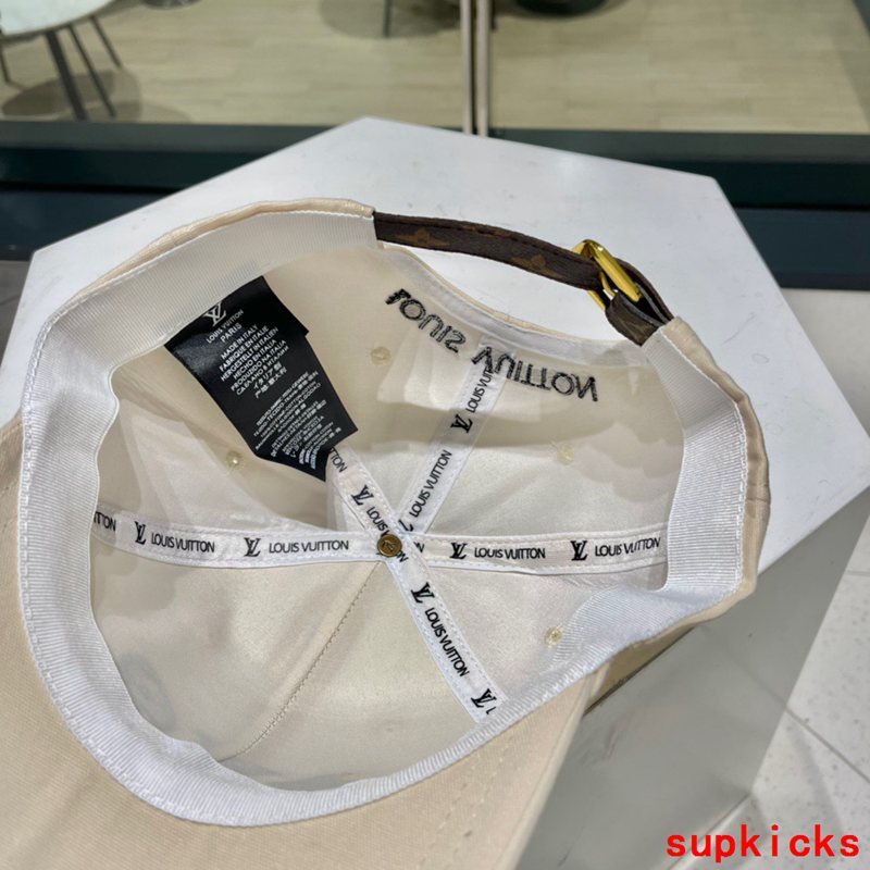 Louis Vuitton Luxury Cap