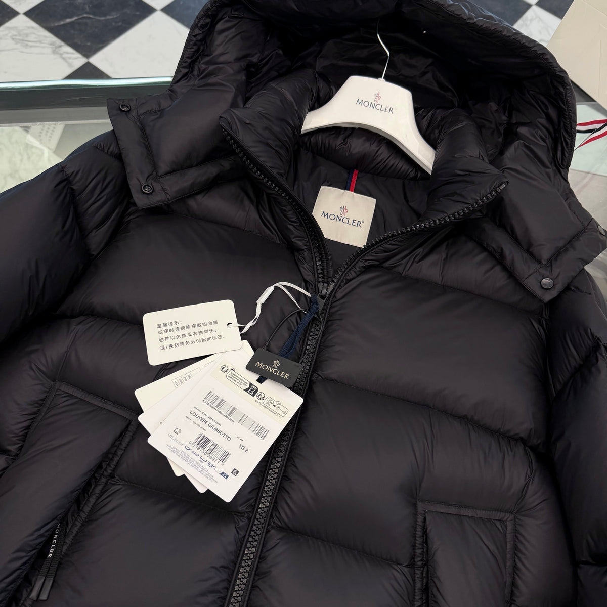 MONC COUYERE JACKET